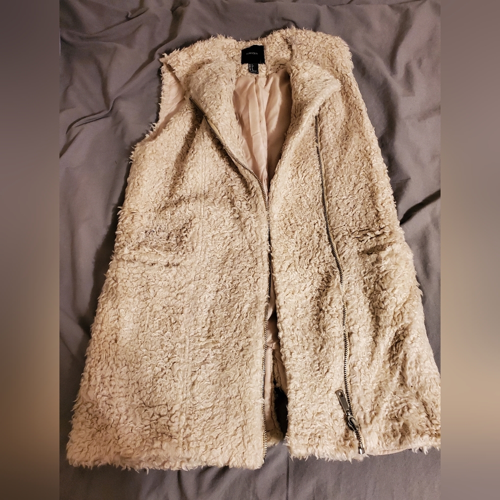 Forever 21 Cardigan, sheep/fleece feel, size small